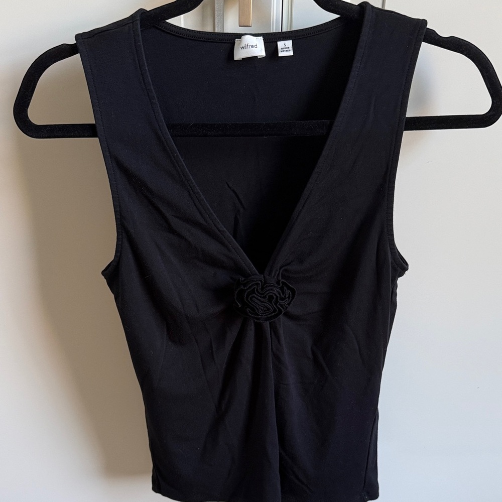 Wilfred Black V-Neck Tank with Rose Detail